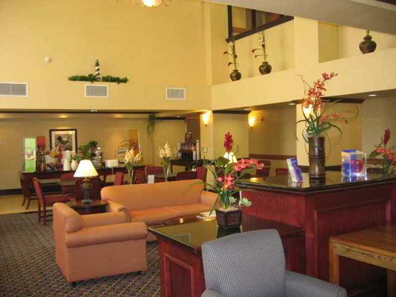 Hampton Inn Victoria Interior photo